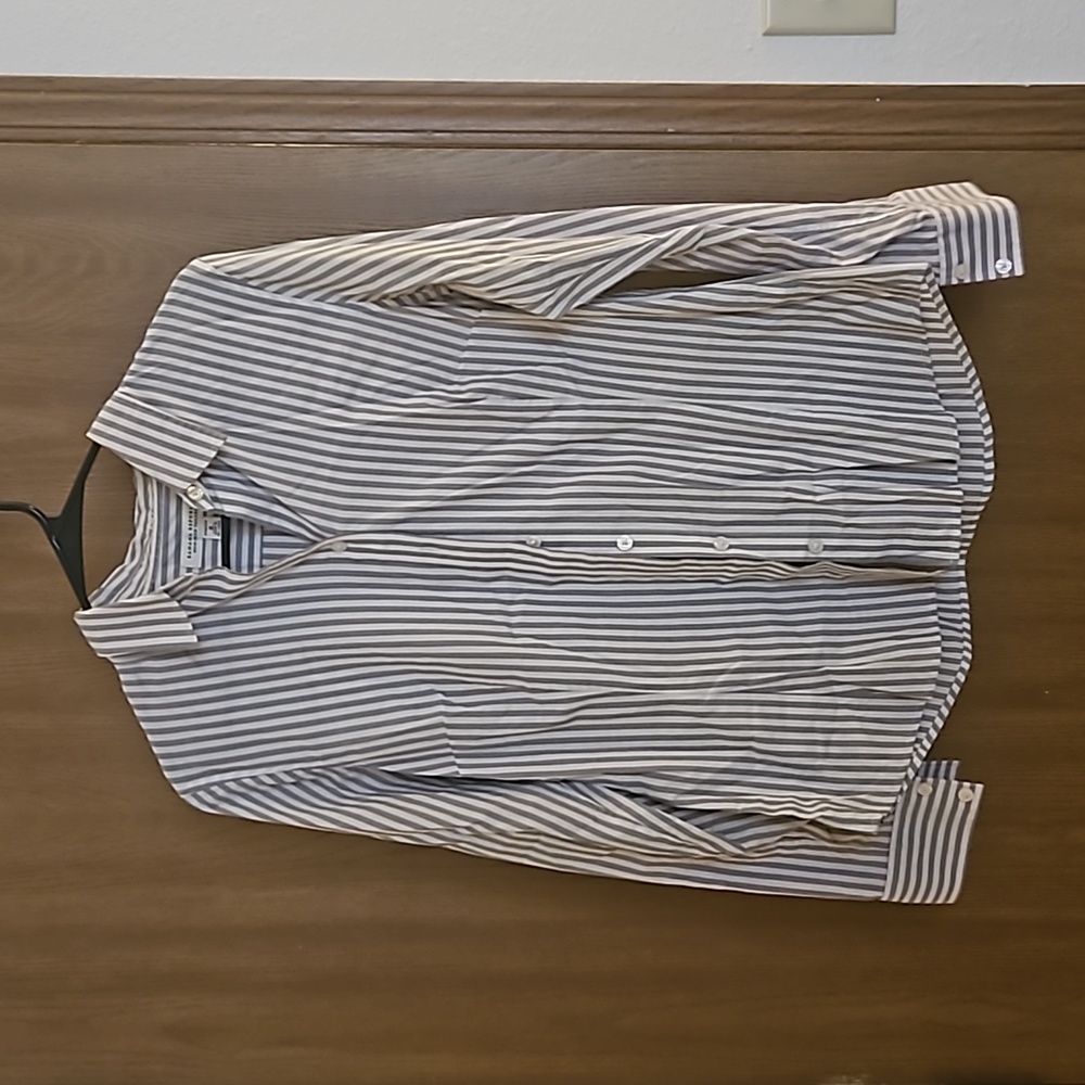 Banana Republic Stretch Long Sleeve Button Down size 10